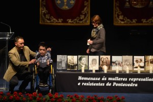 Homenaxe ás mulleres represaliadas e resistentes.